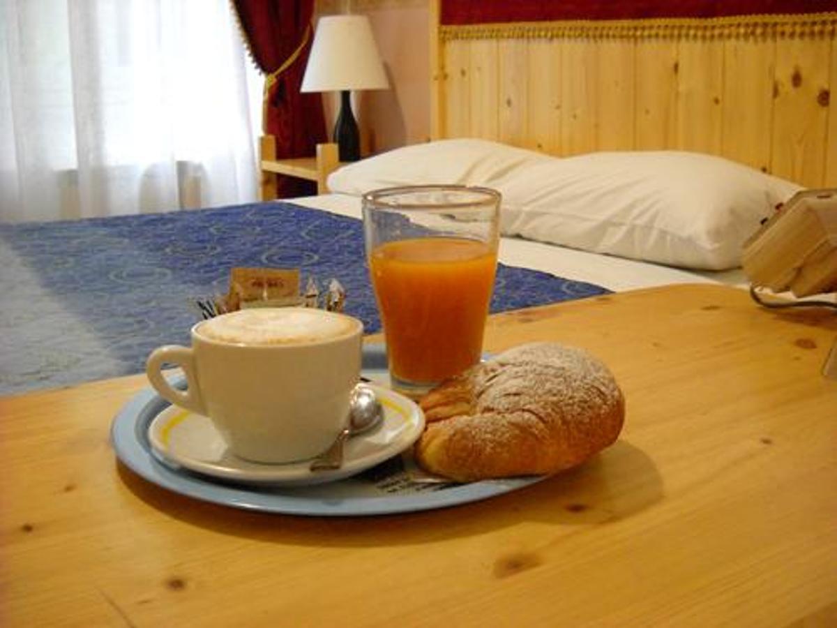 B&B Hope Bologna Buitenkant foto