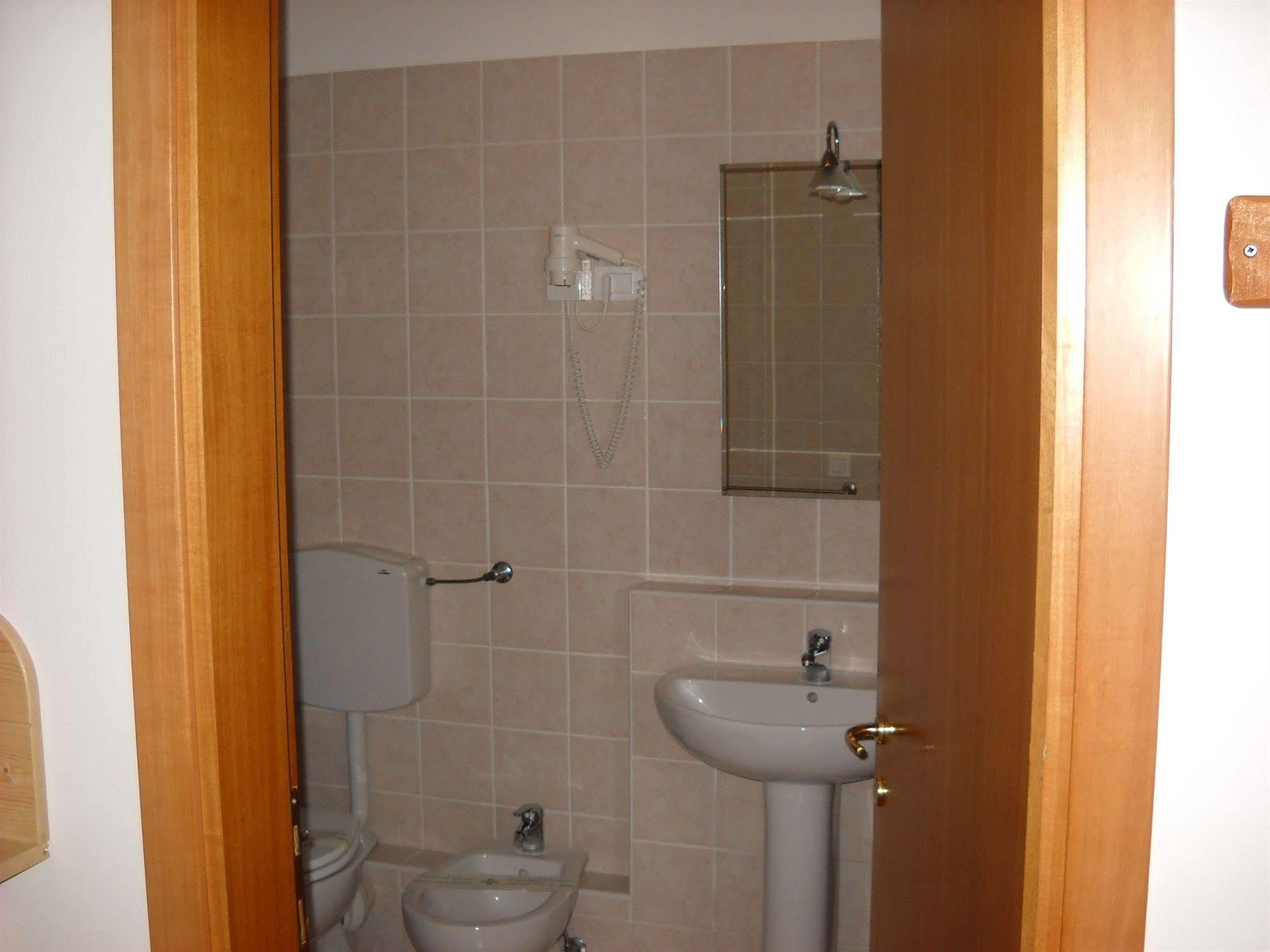 B&B Hope Bologna Buitenkant foto